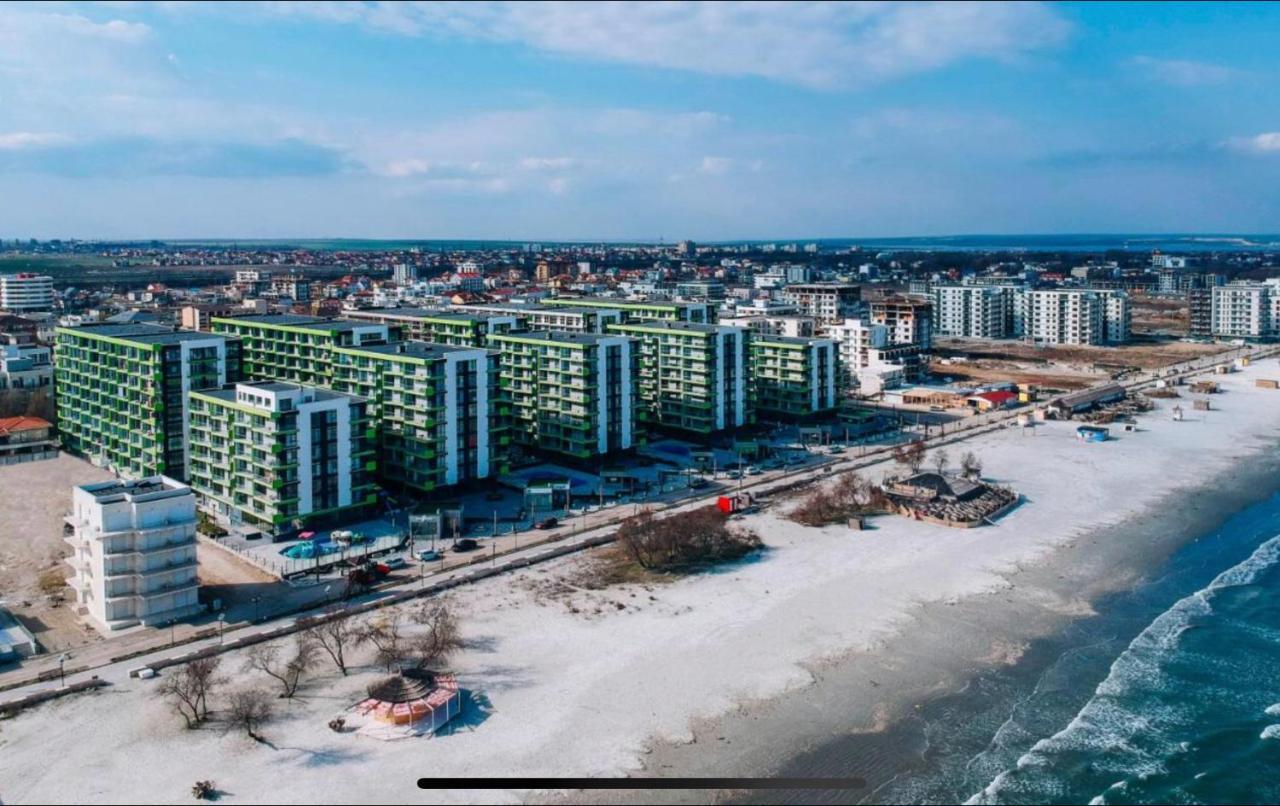Baby Sea View And Pools Apartment- Mamaia Beach Resort Navodari Exterior photo