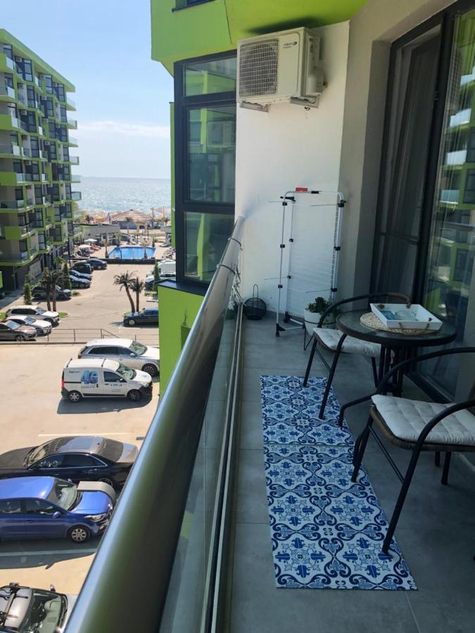 Baby Sea View And Pools Apartment- Mamaia Beach Resort Navodari Exterior photo